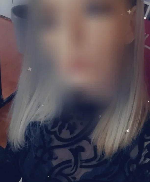 Aina, 36 años