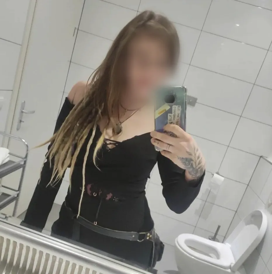 June, 30 años